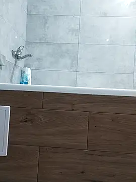 Snapshot of dxmiian chatting on 03-25-26, 08:15 dxmiian online show from 03-25-26, 08:15