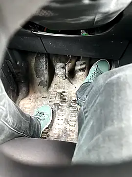 Snapshot of GM51-1988 chatting on 01-15-26, 10:20 GM51-1988 online show from 01-15-26, 10:20