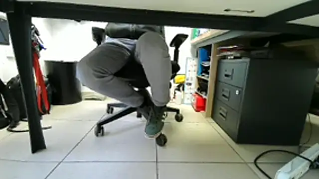 Snapshot of GM51-1988 chatting on 03-07-26, 07:05 GM51-1988 online show from 03-07-26, 07:05