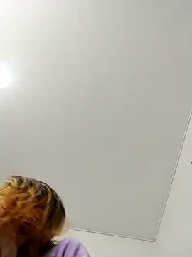 Snapshot of KratosAfroditacs chatting on 10-23-25, 04:01 KratosAfroditacs online show from 10-23-25, 04:01