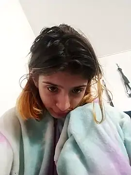 Snapshot of KratosAfroditacs chatting on 11-19-25, 04:51 KratosAfroditacs online show from 11-19-25, 04:51