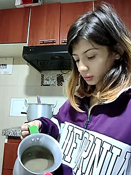 Snapshot of KratosAfroditacs chatting on 02-21-26, 01:12 KratosAfroditacs online show from 02-21-26, 01:12