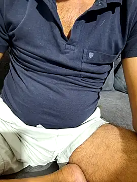 Snapshot of Decant_Ruhi143 chatting on 10-08-25, 03:04 Decant Ruhi143 online show from 10-08-25, 03:04