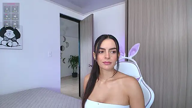 Snapshot of Abigail_cruz chatting on 03-15-25, 06:21 Abigail cruz online show from 03-15-25, 06:21