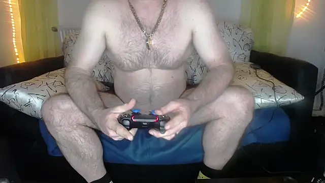 BiggedyBear online show from 12-22-25, 02:19