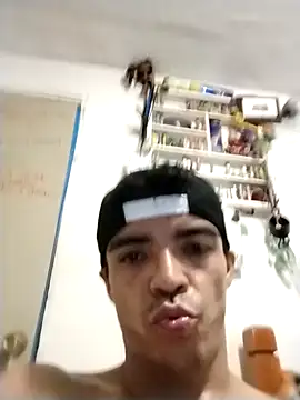 Flakito2490 online show from 08-01-26, 02:22