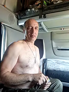 aleksis1313 online show from 05-08-26, 07:03