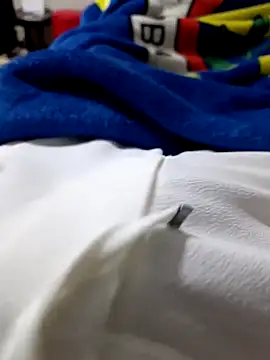 Snapshot of Hardmen3575 chatting on 03-11-26, 12:49 Hardmen3575 online show from 03-11-26, 12:49