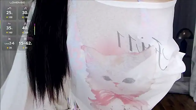 Snapshot of October_10 chatting on 03-11-26, 09:59 October 10 online show from 03-11-26, 09:59