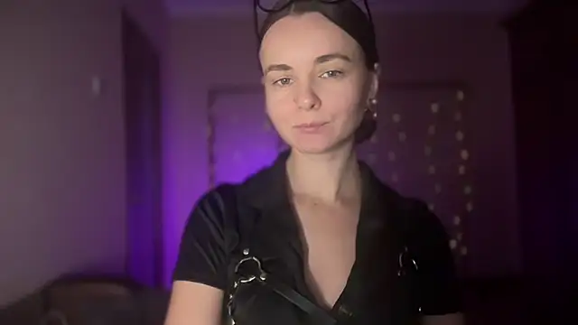 Snapshot of lanaloulou chatting on 09-14-25, 11:37 lanaloulou online show from 09-14-25, 11:37
