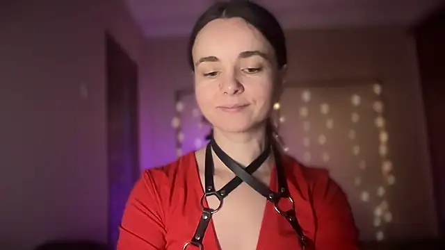 Snapshot of lanaloulou chatting on 09-15-25, 11:38 lanaloulou online show from 09-15-25, 11:38