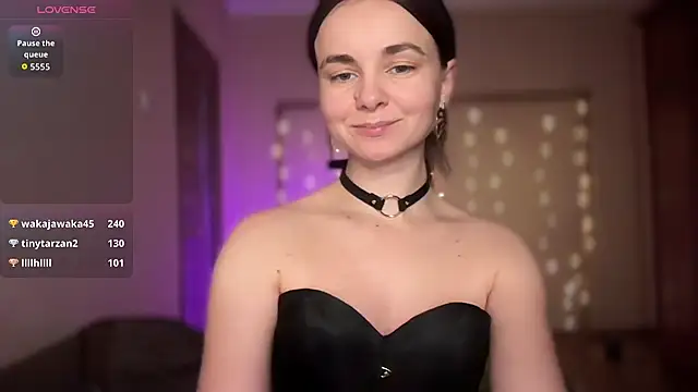 Snapshot of lanaloulou chatting on 11-01-25, 09:50 lanaloulou online show from 11-01-25, 09:50