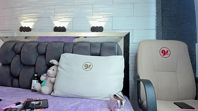 jade heartt online show from 11-11-25, 06:41