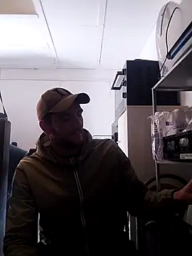 Snapshot of Anthopassif84 chatting on 03-21-25, 12:06 Anthopassif84 online show from 03-21-25, 12:06