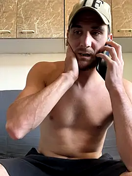 Snapshot of Anthopassif84 chatting on 09-19-25, 09:43 Anthopassif84 online show from 09-19-25, 09:43