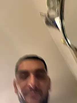 Snapshot of Anthopassif84 chatting on 11-19-25, 01:22 Anthopassif84 online show from 11-19-25, 01:22