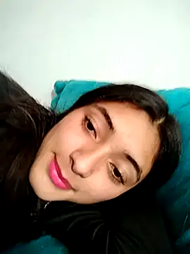 Snapshot of Valen_Person chatting on 03-20-25, 10:29 Valen Person online show from 03-20-25, 10:29