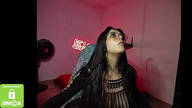 Snapshot of incubus2sucubus chatting on 11-24-25, 12:21 incubus2sucubus online show from 11-24-25, 12:21