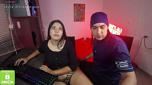 Snapshot of incubus2sucubus chatting on 03-10-26, 07:19 incubus2sucubus online show from 03-10-26, 07:19