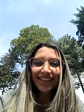 Snapshot of Isabella_Varella chatting on 03-08-25, 07:42 Isabella Varella online show from 03-08-25, 07:42