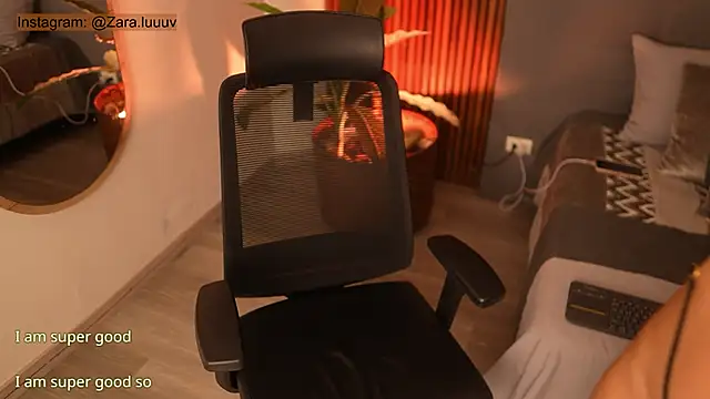 ZaraLuuv online show from 09-09-25, 03:55