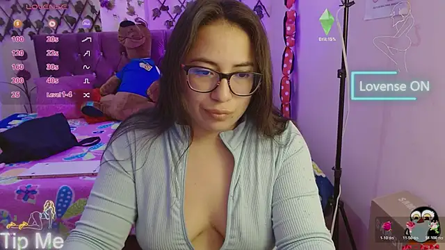 Snapshot of Anny__cute chatting on 11-19-25, 08:31 Anny cute online show from 11-19-25, 08:31