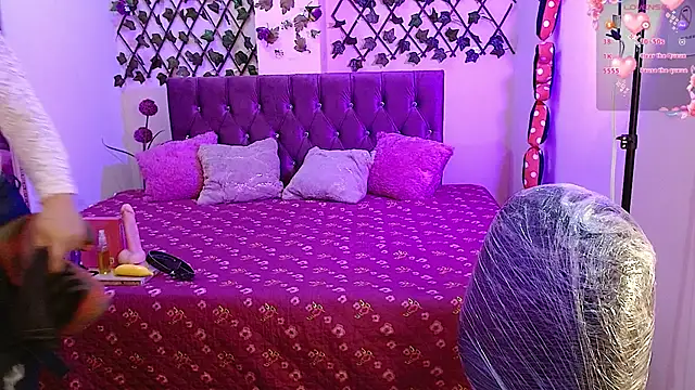 Snapshot of Anny__cute chatting on 02-12-26, 07:31 Anny cute online show from 02-12-26, 07:31