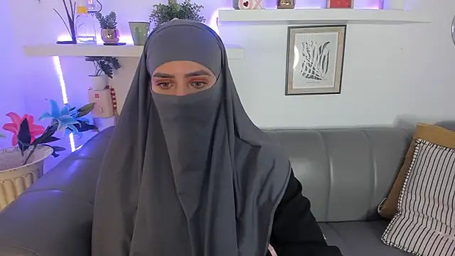 salma arabicc online show from 11-10-25, 04:11