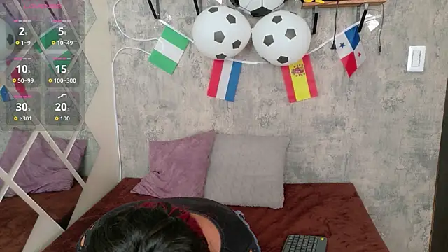 Snapshot of Devil_AliceXo chatting on 07-06-26, 08:00 Devil AliceXo online show from 07-06-26, 08:00