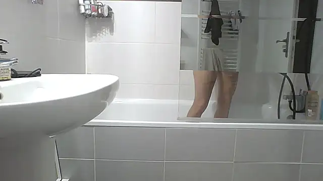 Valentinette online show from 07-30-26, 06:12