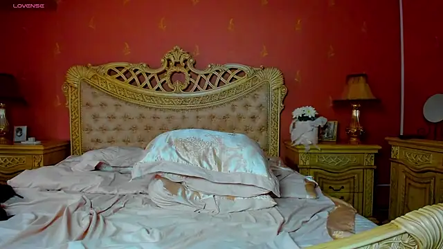 JuliyaMayss online show from 06-11-26, 02:53