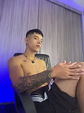 ErosKhaos online show from 04-28-26, 04:45