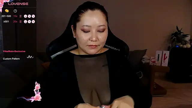 Snapshot of LisaAsianFlower chatting on 03-21-25, 11:22 LisaAsianFlower online show from 03-21-25, 11:22