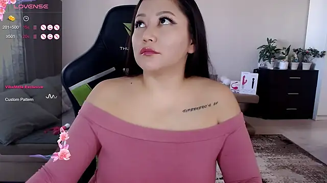 LisaAsianFlower online show from 09-18-25, 03:41