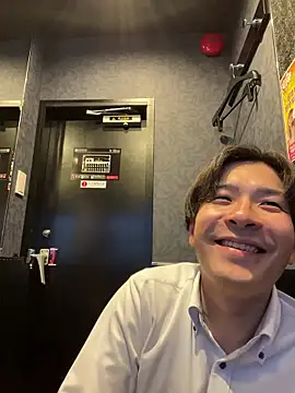 waka3232 online show from 06-18-26, 11:14