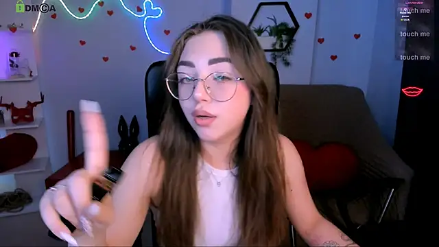 Snapshot of kiki_swan chatting on 05-01-26, 09:47 kiki swan online show from 05-01-26, 09:47