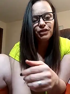 cattlegurl online show from 03-19-25, 08:01