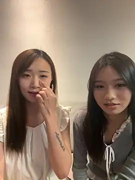 Snapshot of TOP_yoyo chatting on 09-29-25, 11:04 TOP yoyo online show from 09-29-25, 11:04