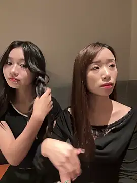 Snapshot of TOP_yoyo chatting on 10-11-25, 02:15 TOP yoyo online show from 10-11-25, 02:15