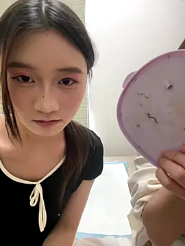 Snapshot of TOP_yoyo chatting on 01-09-26, 08:17 TOP yoyo online show from 01-09-26, 08:17