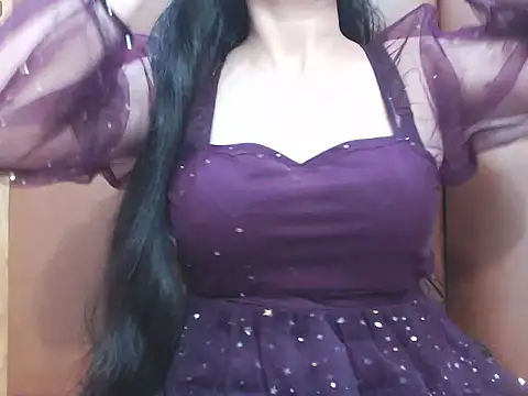 Snapshot of RealNaina chatting on 10-30-25, 05:46 RealNaina online show from 10-30-25, 05:46