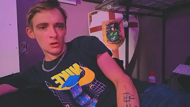 Ilovepussy1911 online show from 05-04-26, 11:17