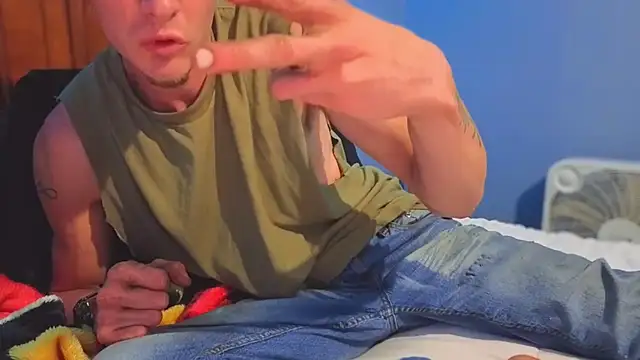 Ilovepussy1911 online show from 05-16-26, 02:19