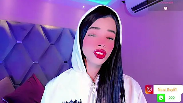 Nina Keyli online show from 12-18-25, 07:31