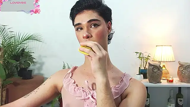 Snapshot of juanes_puthee chatting on 03-02-26, 02:14 juanes puthee online show from 03-02-26, 02:14