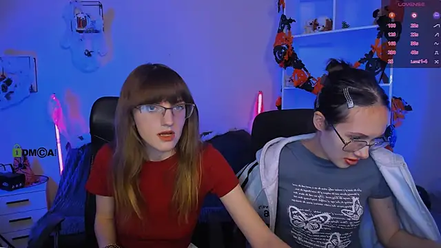 mona cloud online show from 10-28-25, 08:00