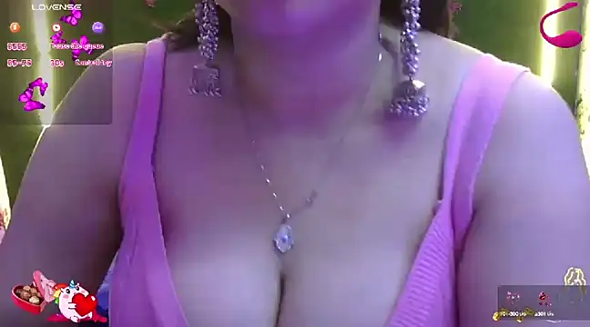 Snapshot of Hot_Anshi120 chatting on 03-21-25, 05:00 Hot Anshi120 online show from 03-21-25, 05:00