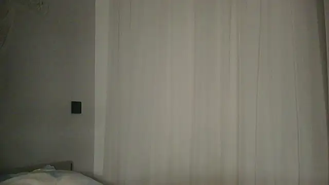 Snapshot of belle_ame chatting on 11-04-25, 12:21 belle ame online show from 11-04-25, 12:21