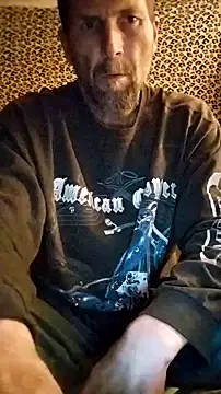 Snapshot of jimbosex6969 chatting on 03-22-25, 06:43 jimbosex6969 online show from 03-22-25, 06:43