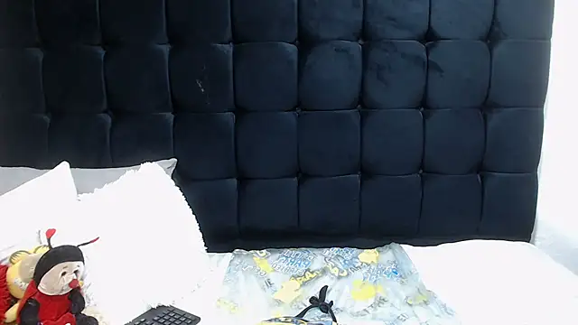 Snapshot of TaurusClitCake chatting on 10-06-25, 06:55 TaurusClitCake online show from 10-06-25, 06:55